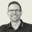 socreatory trainer Niko Köbler