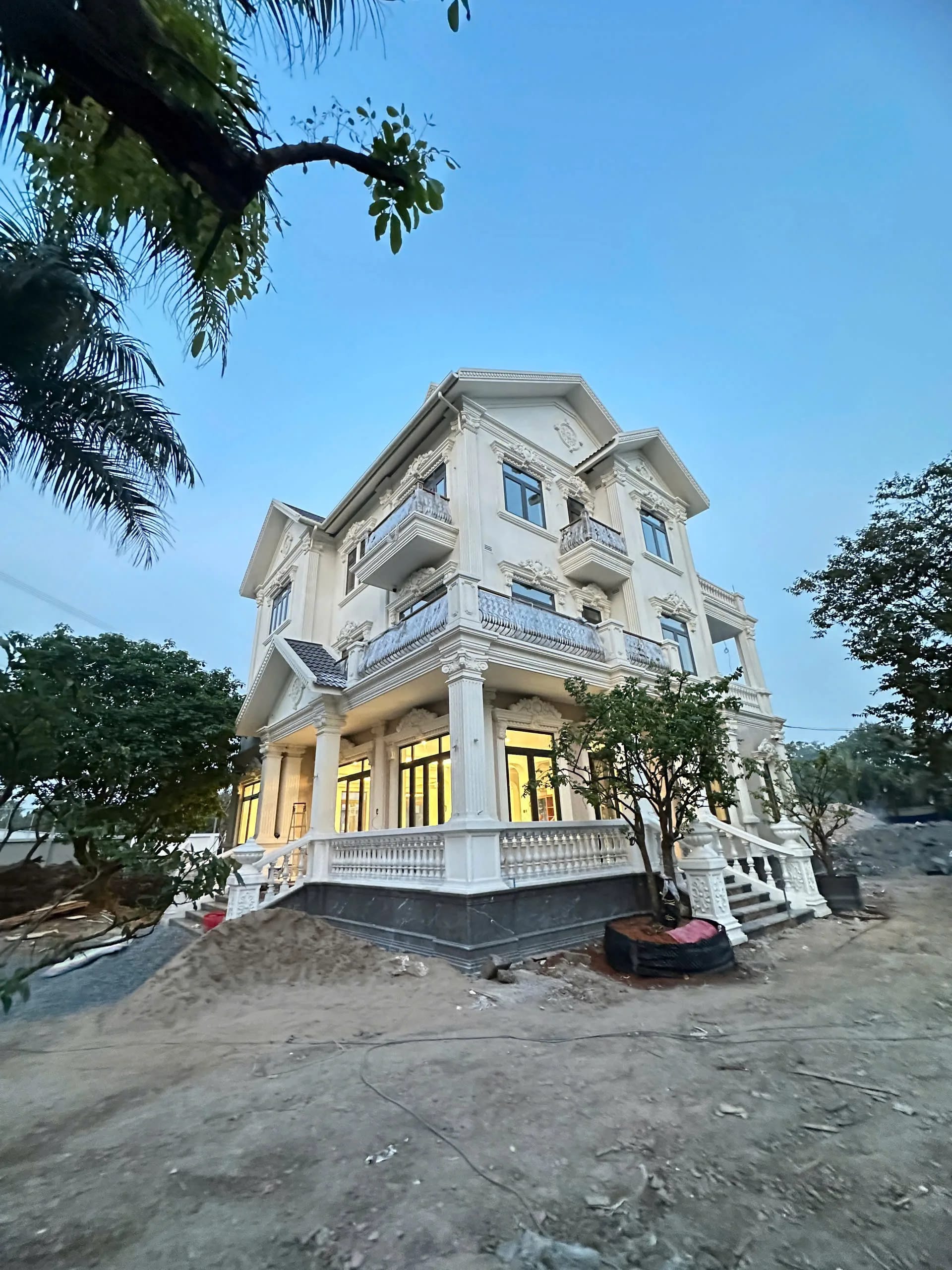 Villa Nhà Bè