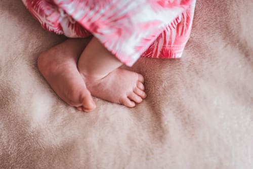 /_vercel/image?url=/Photographie+de+b%C3%A9b%C3%A9+Luxembourg&w=1536&q=100