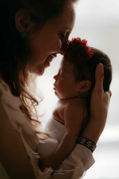 /_vercel/image?url=/Mom+and+baby+loving.&w=1536&q=100