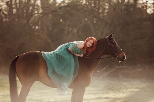 /_vercel/image?url=/Romantic+equine+photo+during+the+spring+in+Luxembourg.&w=1536&q=100