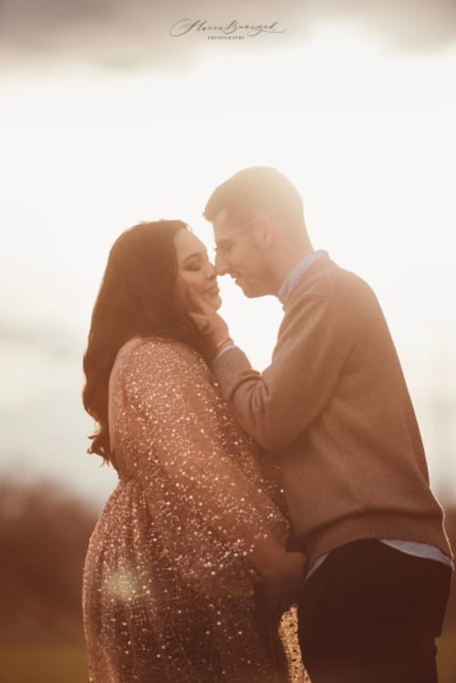 /_vercel/image?url=/Romantic+couple+with+pregnant+woman.&w=1536&q=100