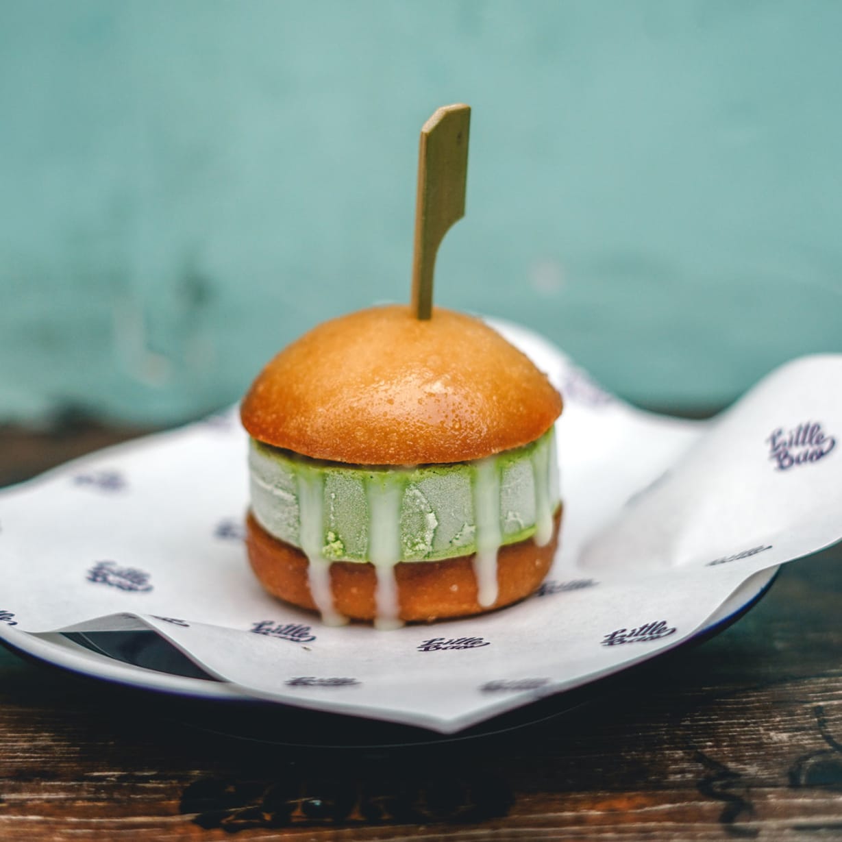 ice cream in a bun