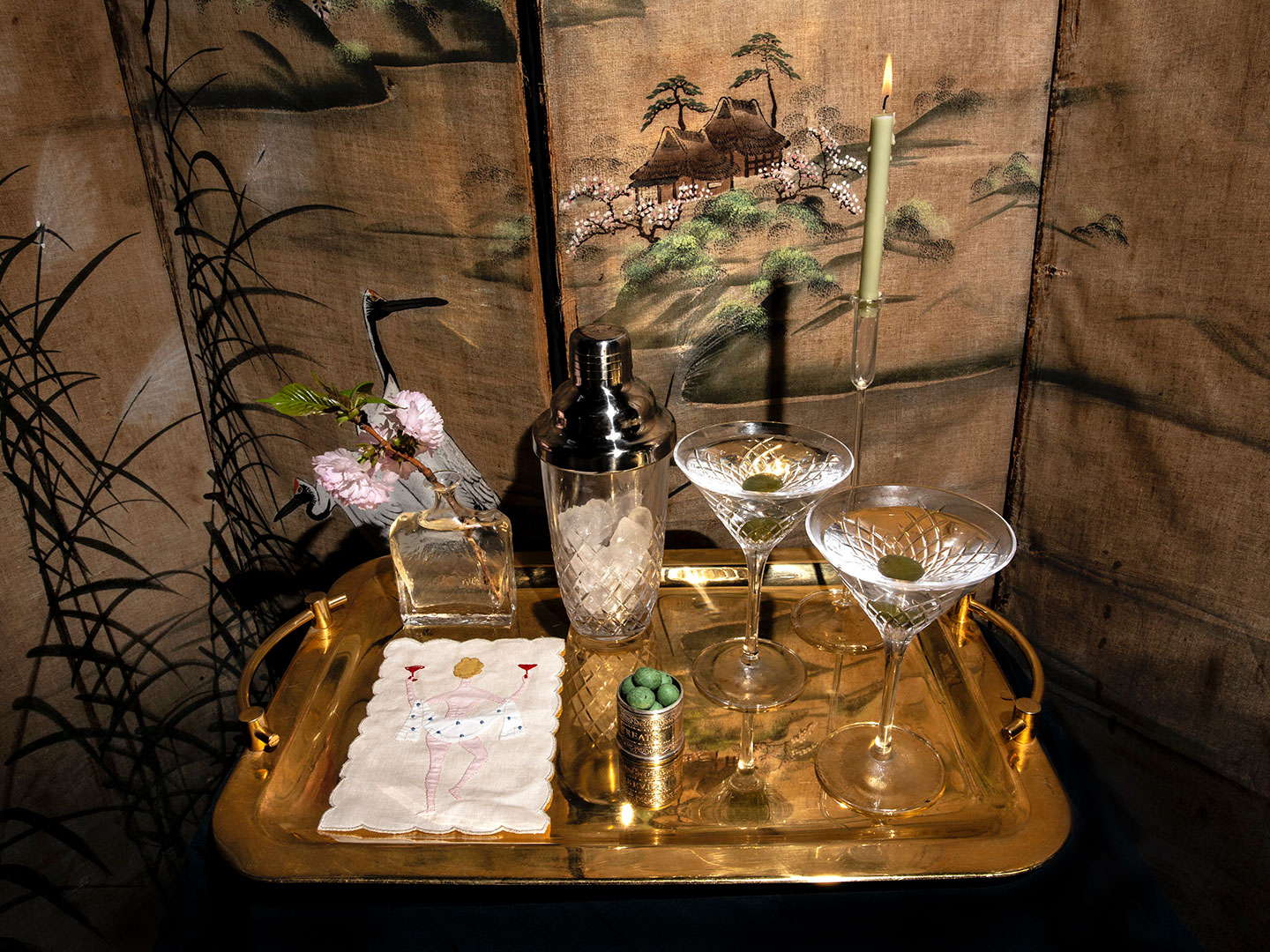 A tray setup for cocktails.
