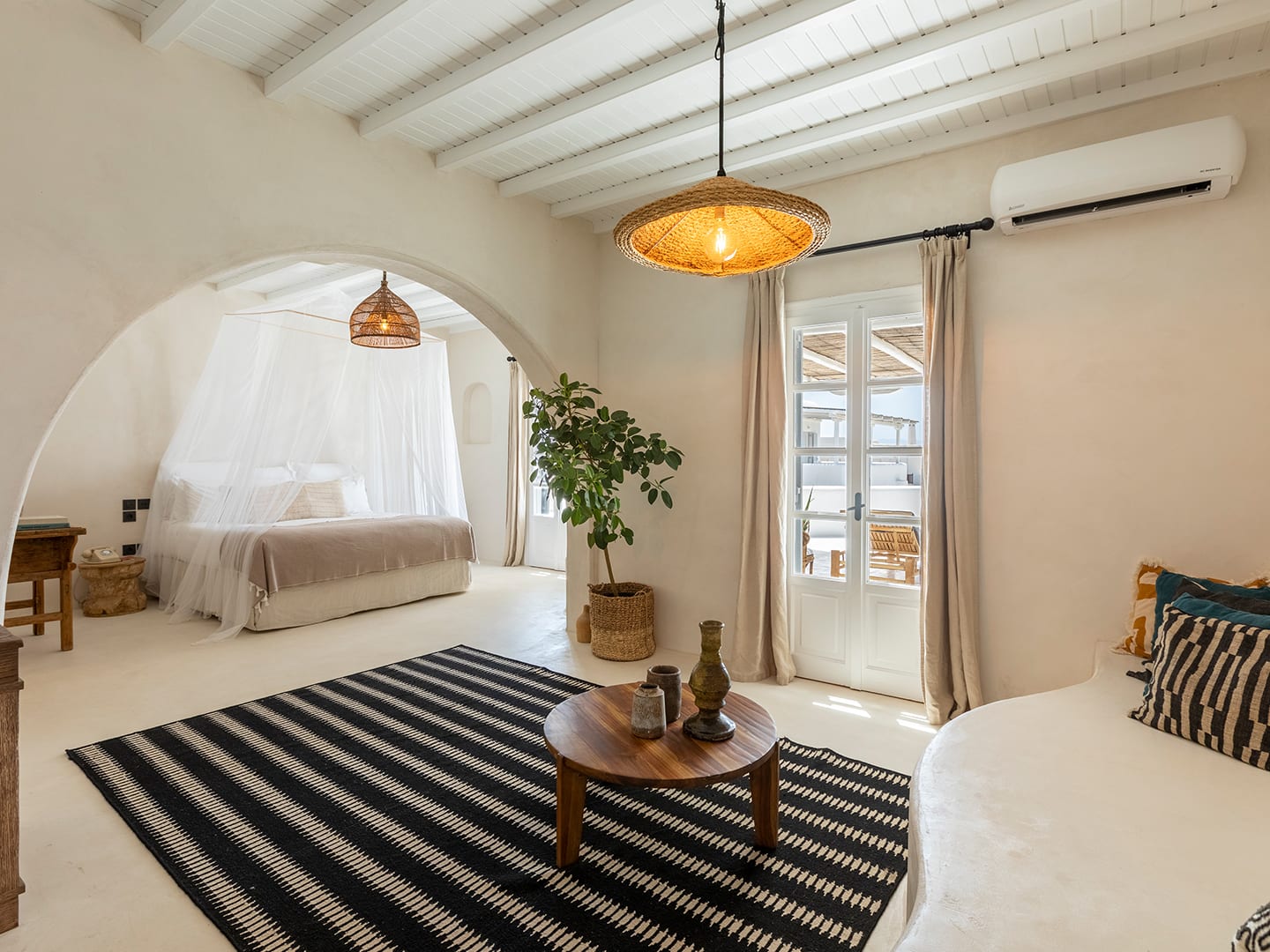 Soho Roc House Home Page