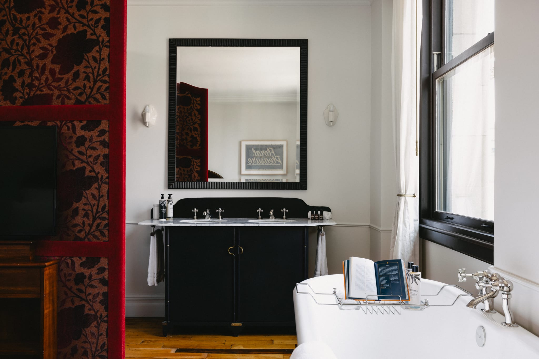 Broadway Suite