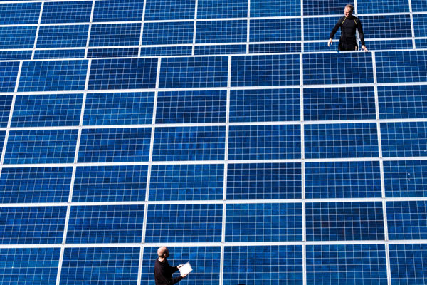 /globalassets/eu/company/csr/solar-panels1.jpg