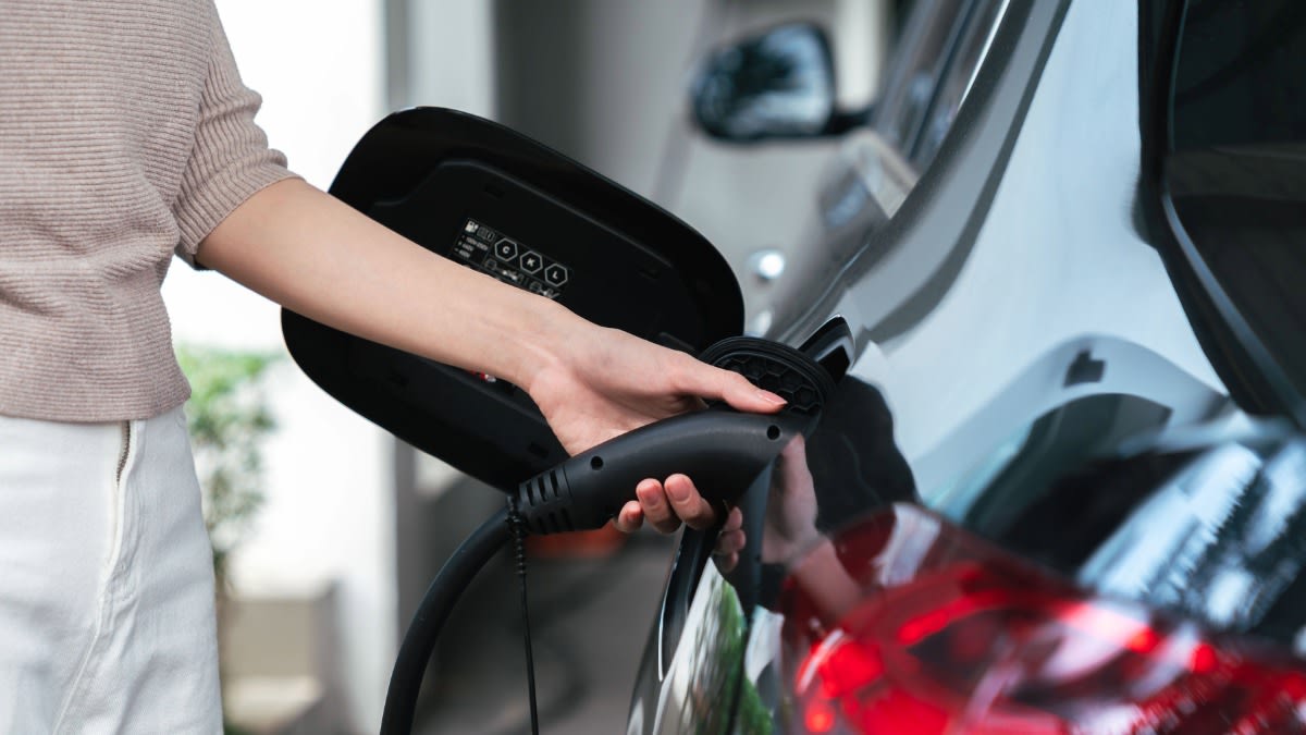 /globalassets/se/varumarken/charge-amp/2026/1200x675_chargeamps_easee_v36.jpeg