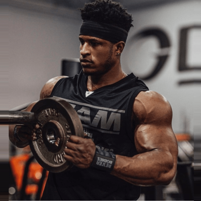 IFBB Pro Jahvair Mullings