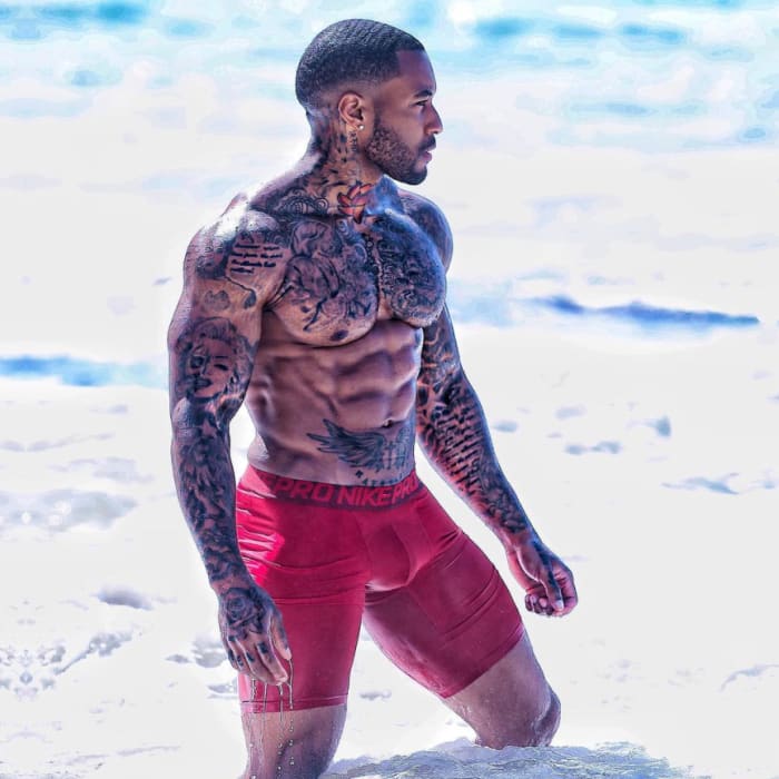 Chadoy Leon