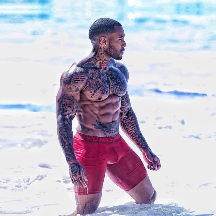 Chadoy Leon