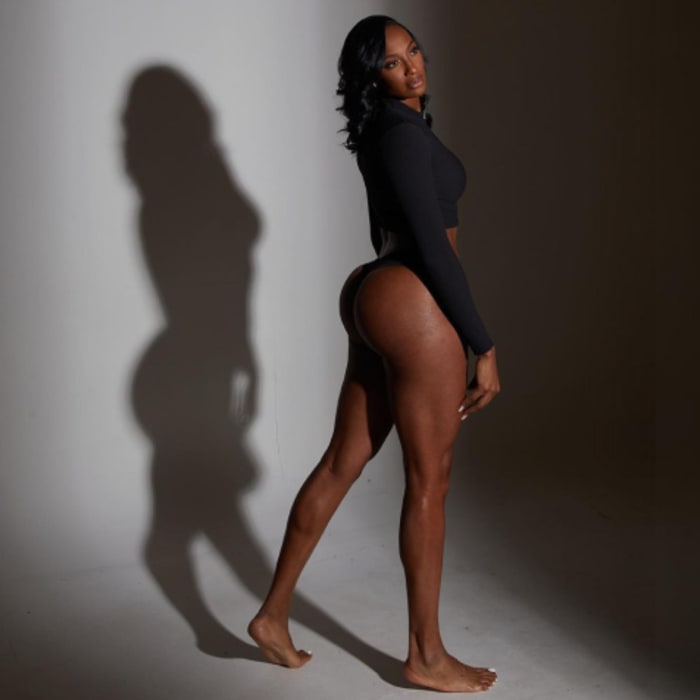 Cici @tallglassofcici