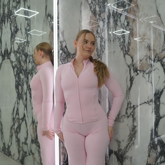 lindsey burt | built by linds