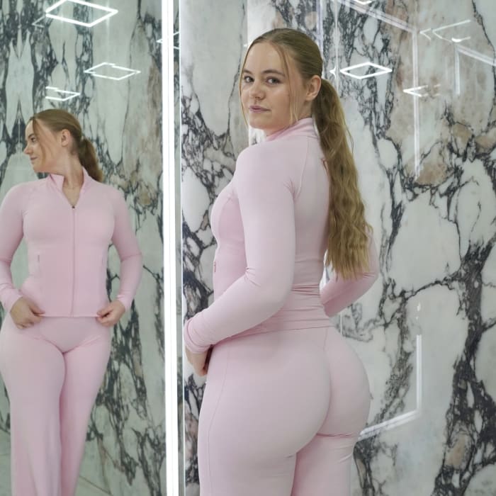 lindsey burt | built by linds