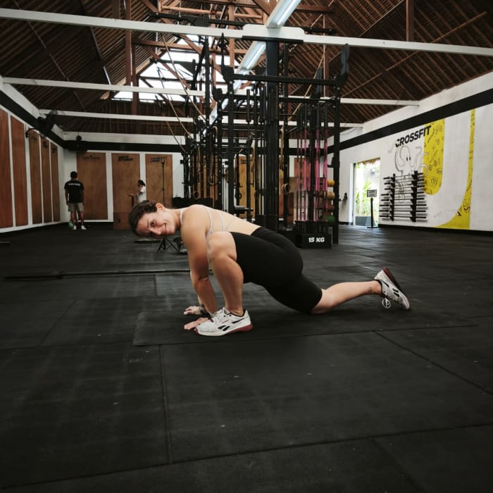 Nina Coetzee | Pregnancy & Postpartum Strength