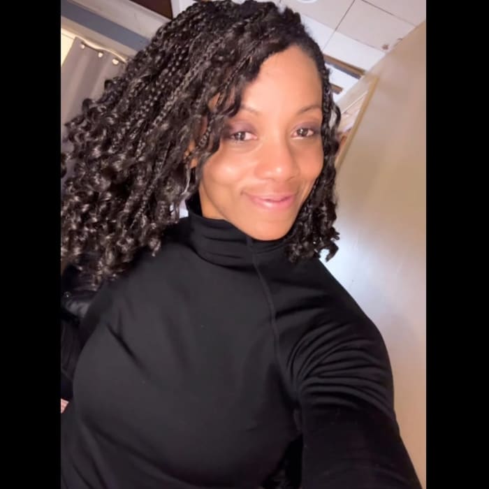 Corinne T✨The Midlife Powerhouse