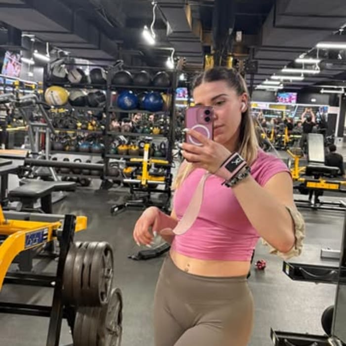 Eleni Bei