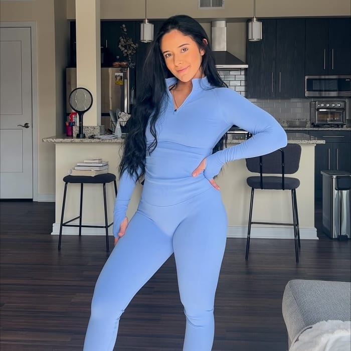 Cait Massaro | Fitness & Nutrition Coach