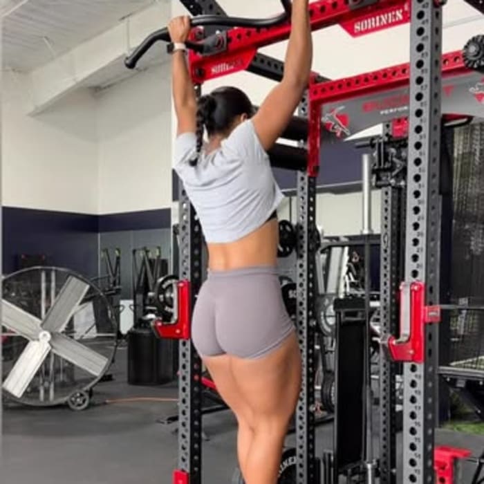 Angie Rios | Fitness Coach