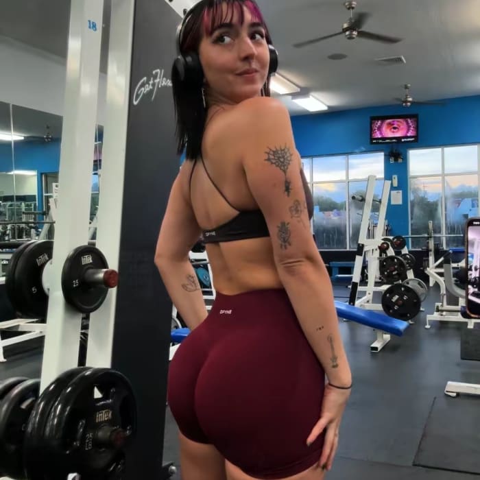 Gigi • personal trainer and online coach