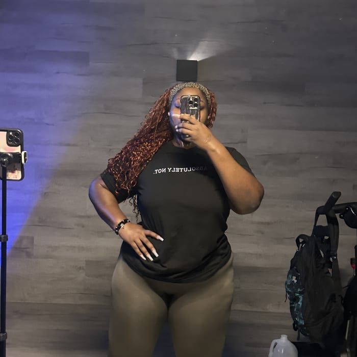 Shaqualia Williams- Online Fitness Coach