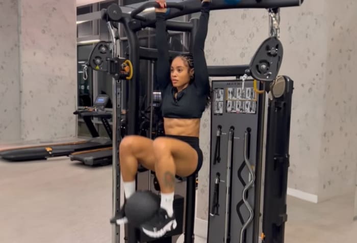 Robyn Ora
