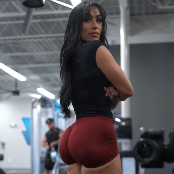 ANELY ARELLANO