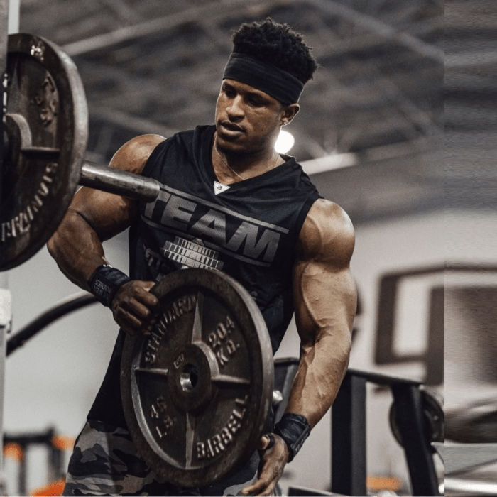 IFBB Pro Jahvair Mullings