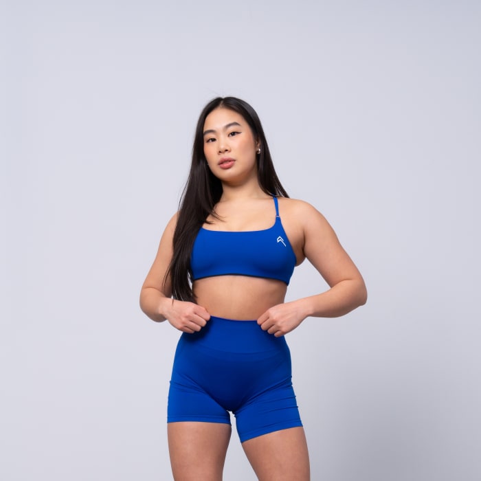 JULIA NGUYEN