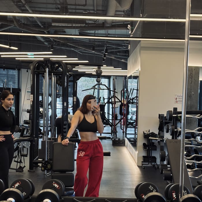 Lucy karina/ FITNESS COACH