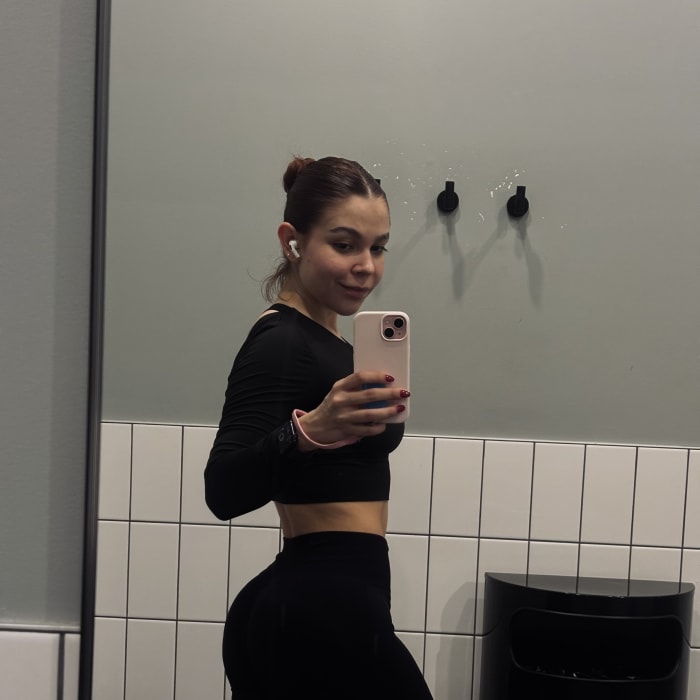 Lucy karina/ FITNESS COACH