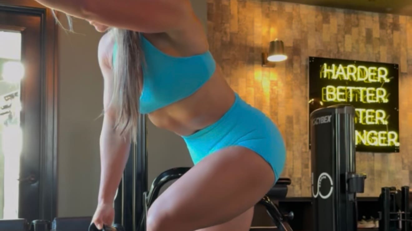 Erica Nunn | BSN, RN | Strength & Fat Loss Coach