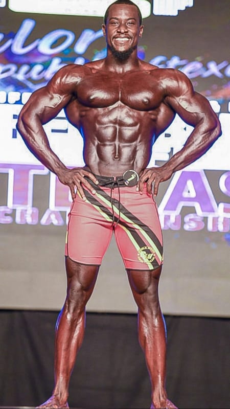 “ON THE HUNT FOR ABS” 30 Day Shredded Abs Challenge 