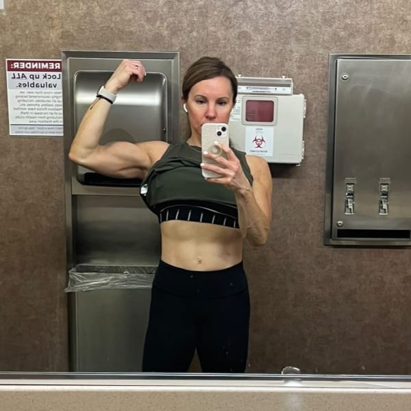 program transformation testimonial image from Julie Ibinger (Age 44)
