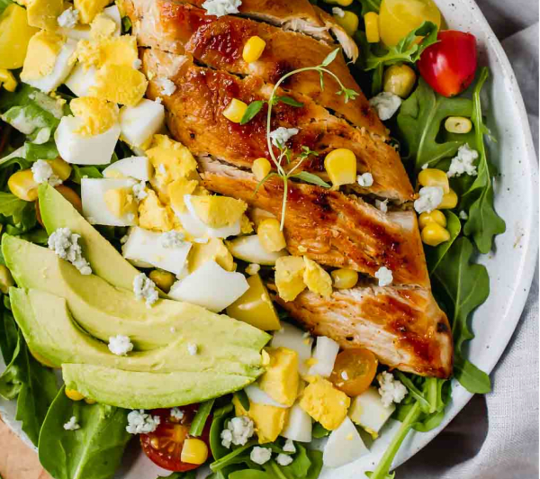 program transformation testimonial image from Healthy Chicken Cobb Salad