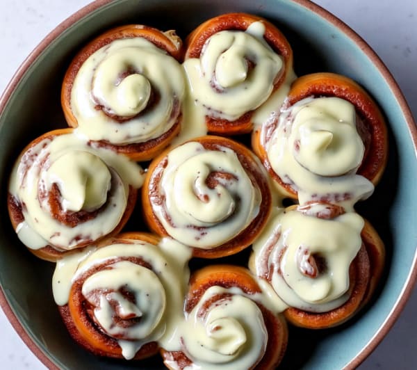 program transformation testimonial image from Healthy Cinnamon Rolls