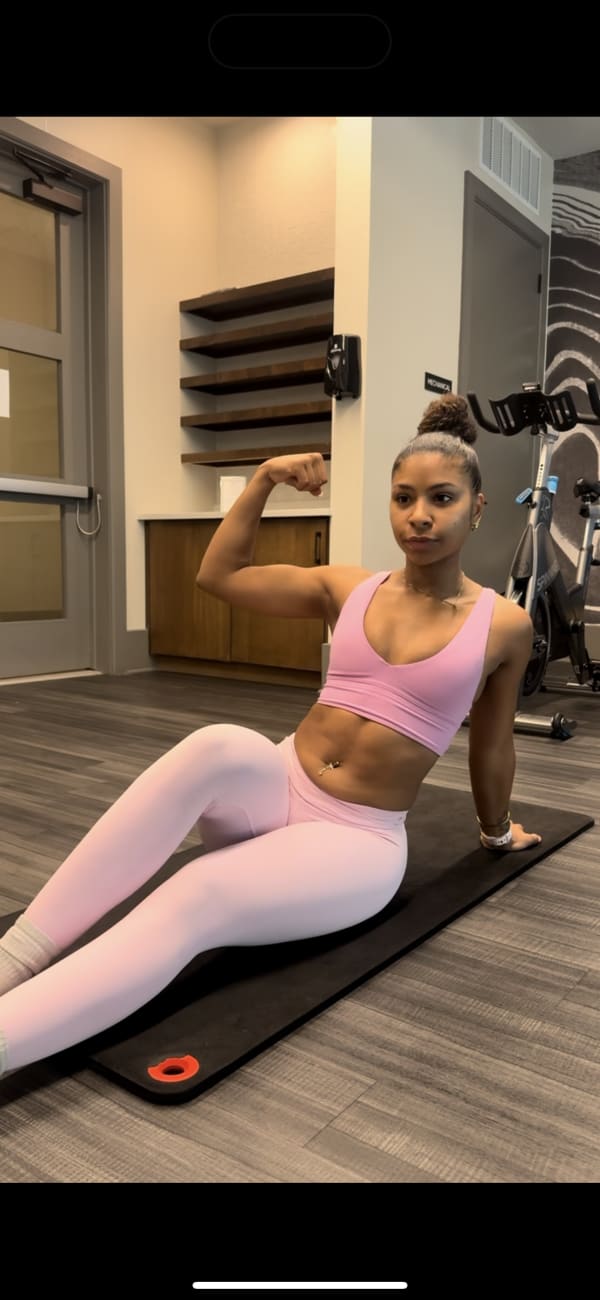 MONIQUE Stokes