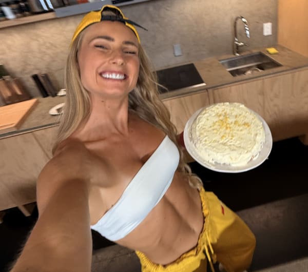 program transformation testimonial image from 79 Cal Protein Lemon Cake