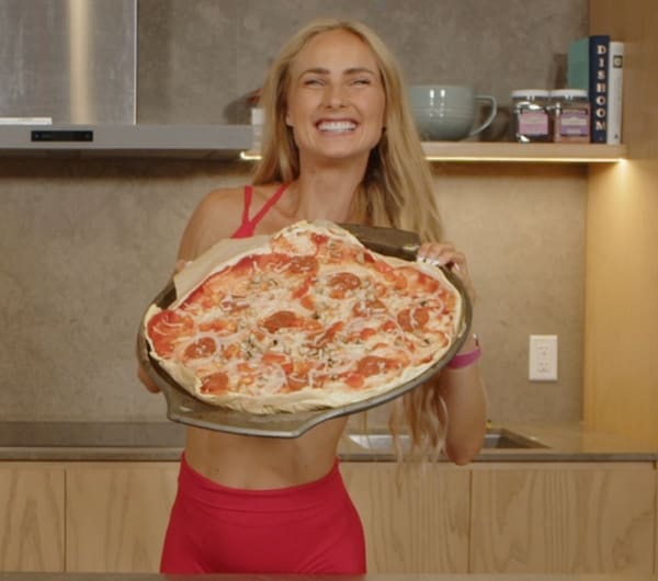 program transformation testimonial image from 267 Cal / 37g Protein Pepperoni Pizza
