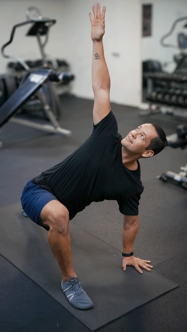ALEJANDRO MATIAS | STRENGTH AND MOBILITY COACH