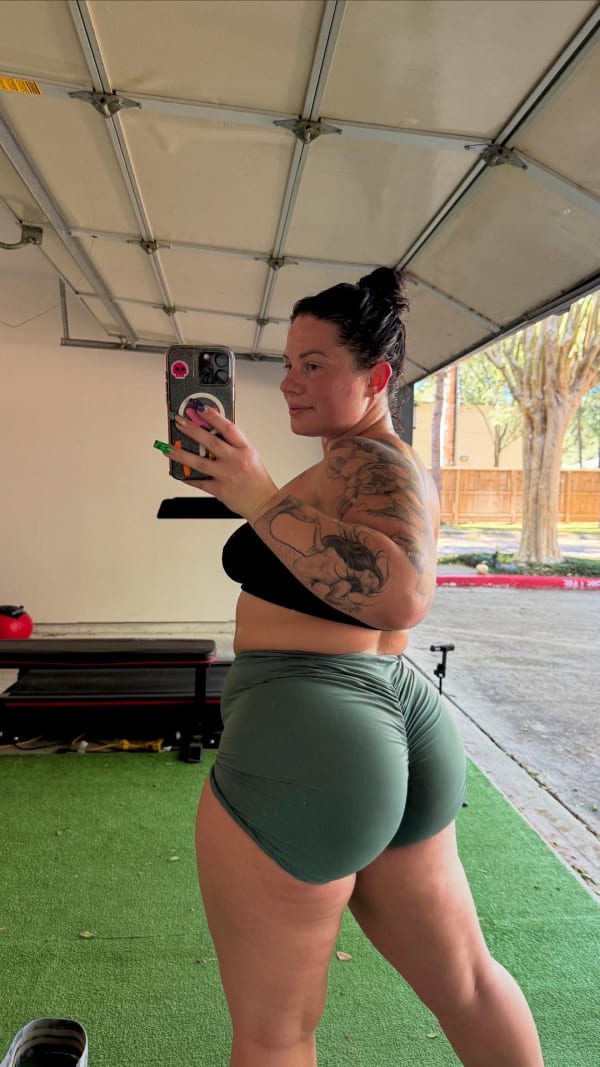 Maddy ✨Fit & Curvy Wellness Coach✨