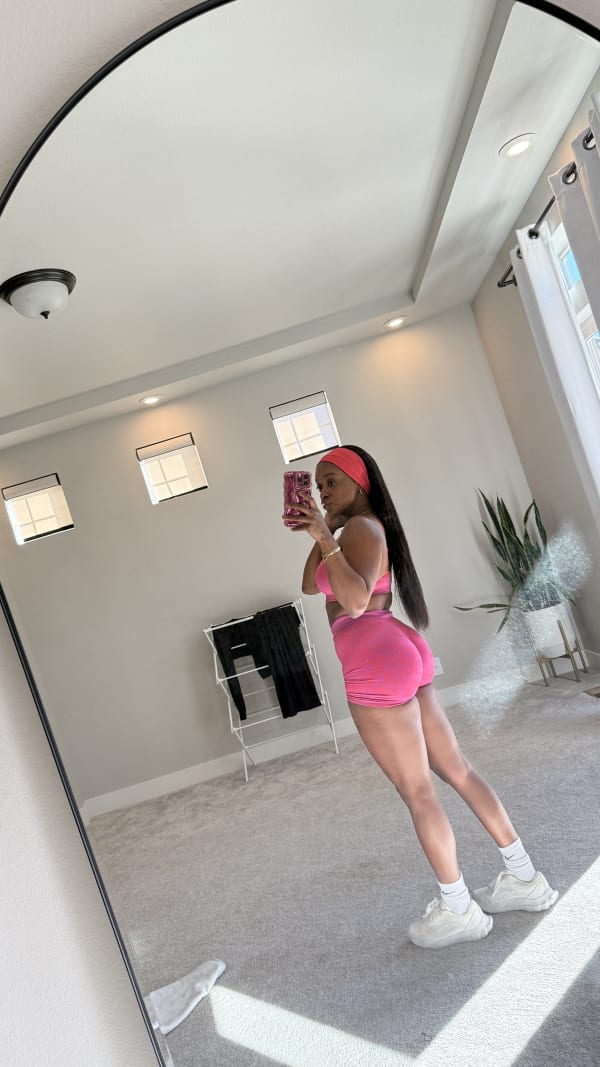 Kayla 