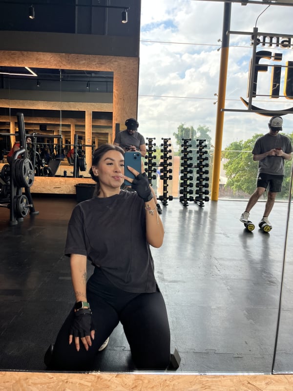Sophia Dayanara's review of Pamela's membership