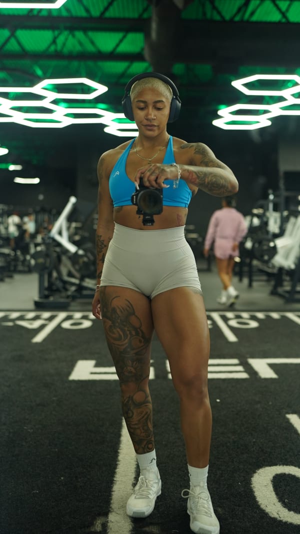 Tori Farrow