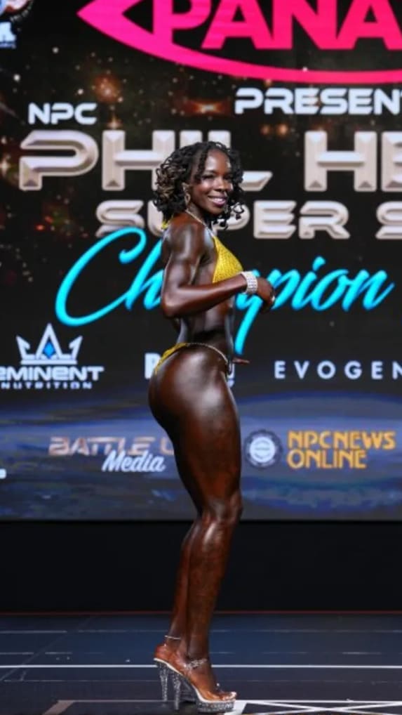 Erika Alexes