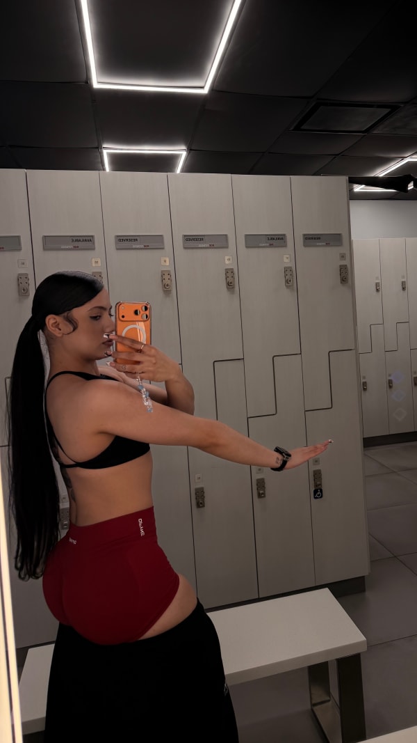 Ana  @bodiedbyana