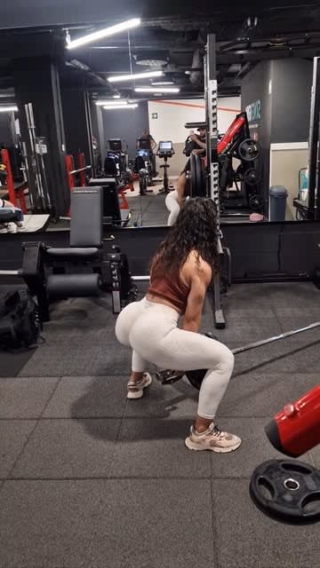 Sara Gómez Charouk