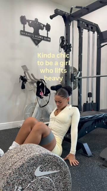 Emily Rosario🦋