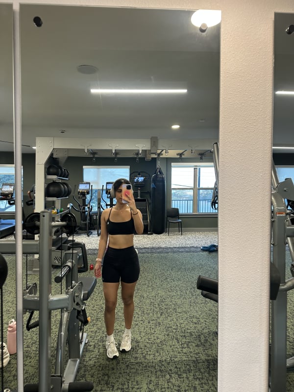 Angelica's review of Mish's membership