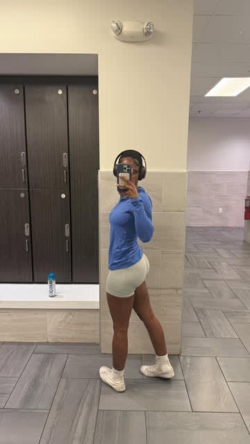 Danielle🐊🙃